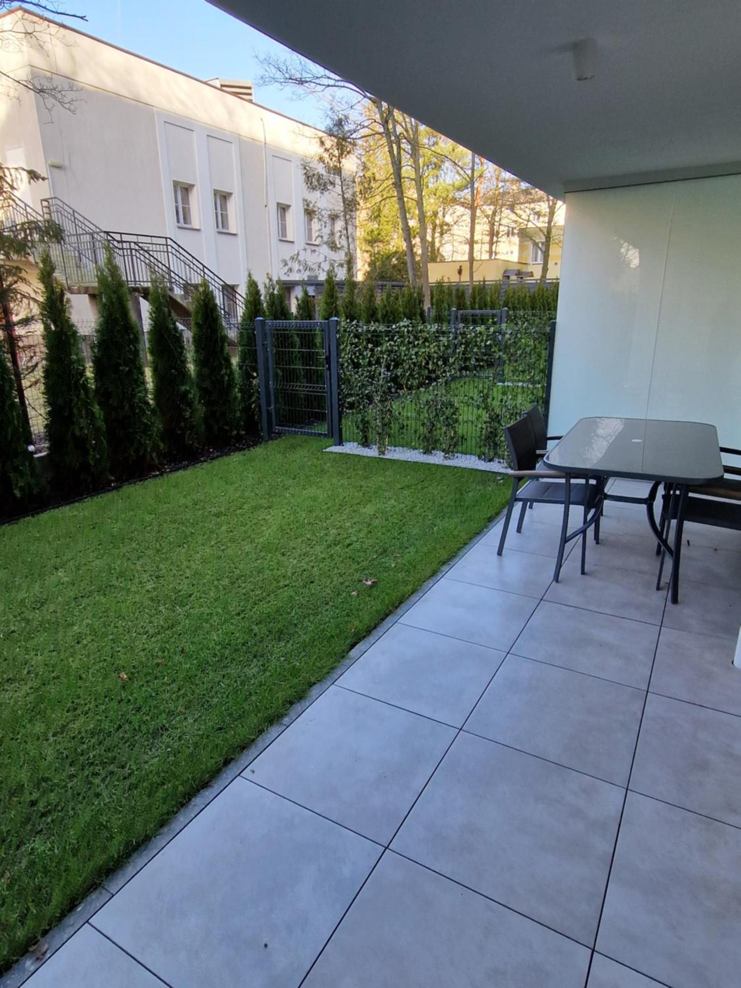 Apartment Whiteblue Garden & Sauna & Fitness