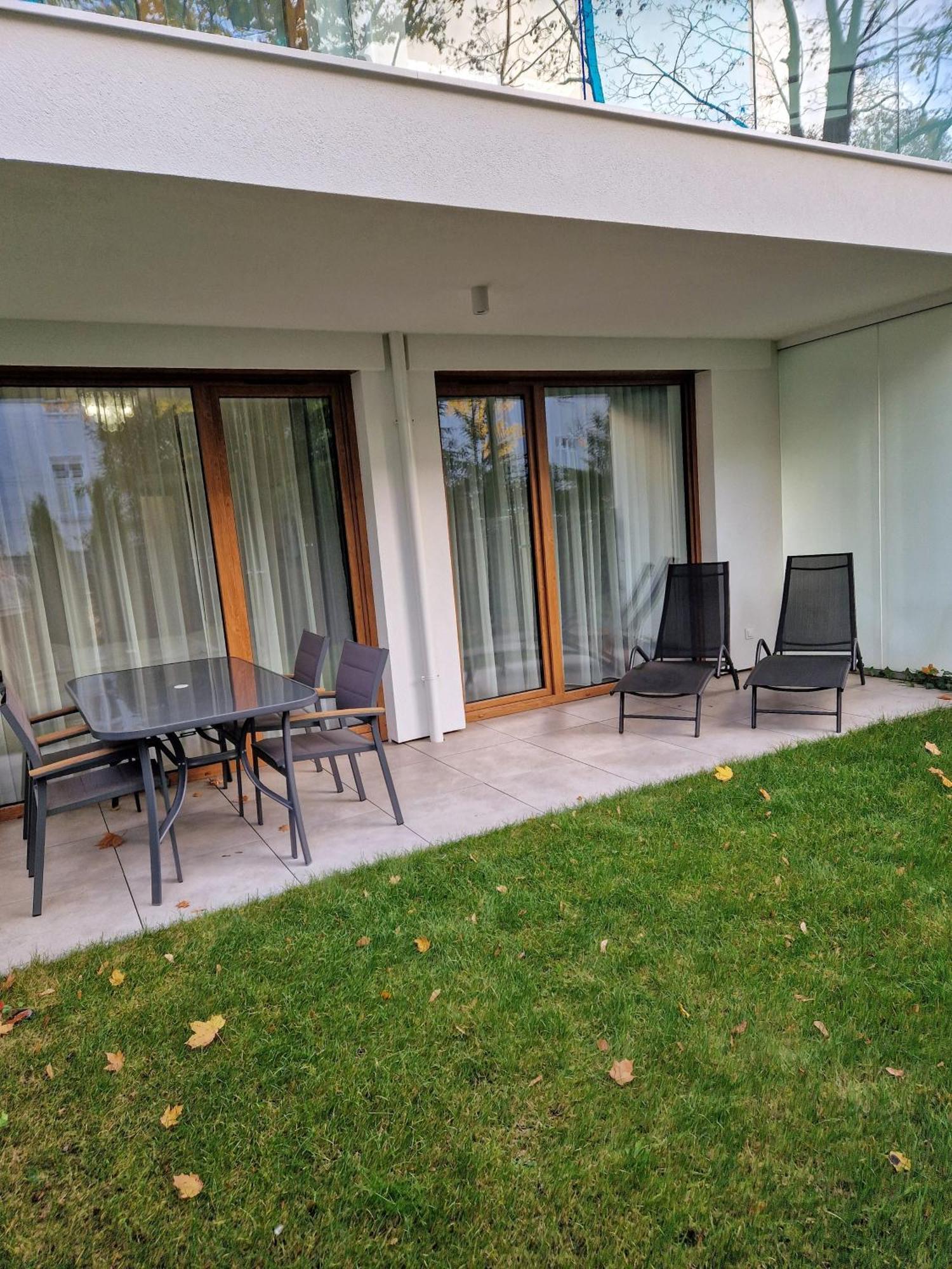 Apartment Whiteblue Garden & Sauna & Fitness