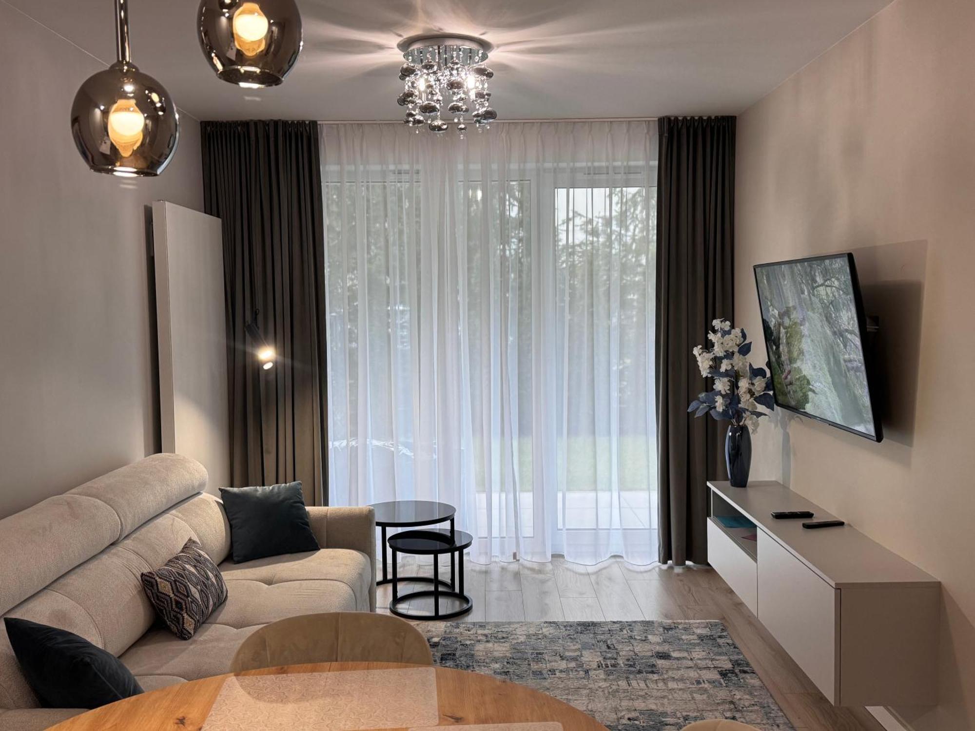 Whiteblue Garden & Sauna & Fitness Apartment